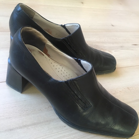 Ecco Black Leather Ankle Boots - Picture 2 of 4